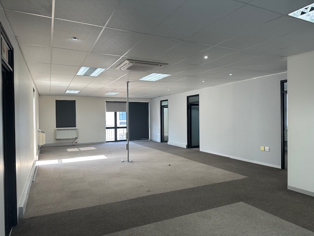 To Let Commercial Property for Rent in Jamestown Western Cape